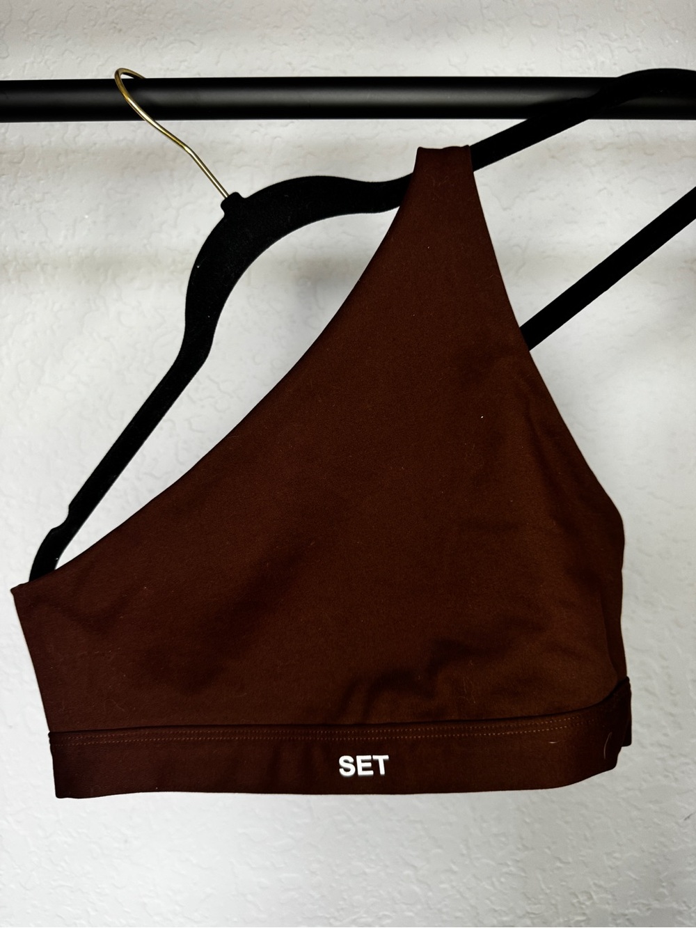 SET Active One-Shoulder Sports Bra in Dark Brown
